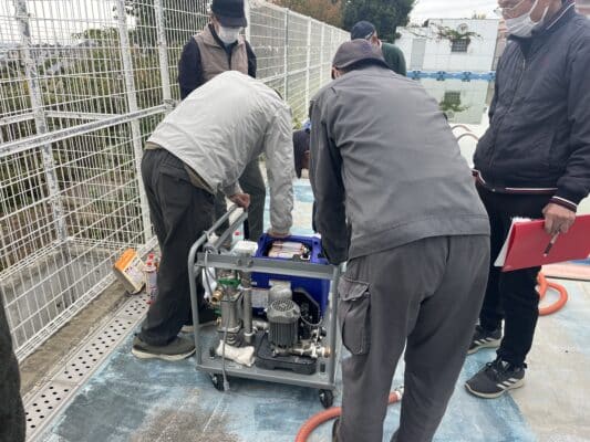 7D2415EF B78D 4A6B A744 52F098CC3C4E